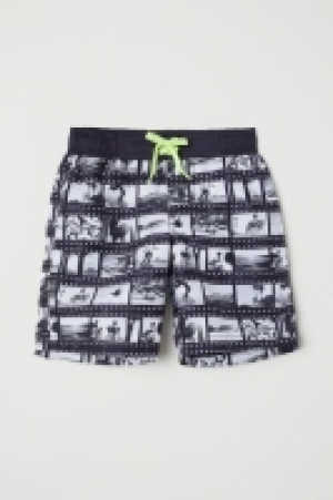  Patterned swim shorts 8.00 €