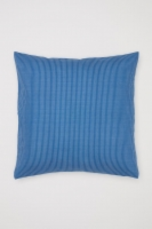  Striped cushion cover 2.00 €