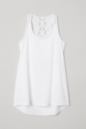  Sports top with sports bra 19.99 €