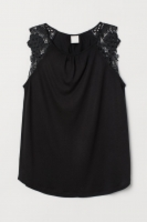  Jersey top with lace 3.00 €