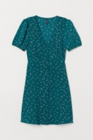  Crêpe dress 17.99 €