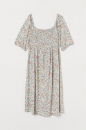  MAMA Smocked dress 14.99 €