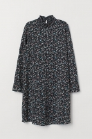  Dress with smocking 10.00 €