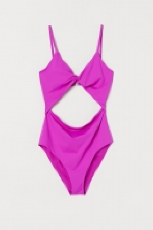  Cut-out swimsuit 17.99 €