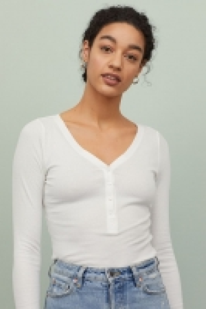  V-neck top 6.00 €