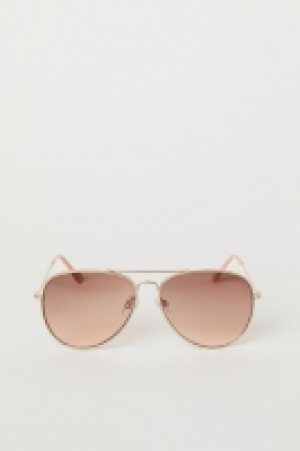  Sunglasses 2.99 €