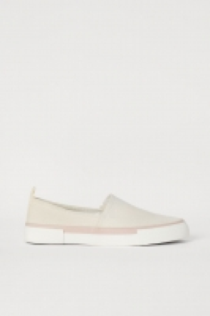 HM   Canvas slip-on trainers