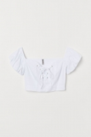 HM   Off-the-shoulder laced blouse