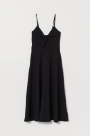 HM   Cut-out dress
