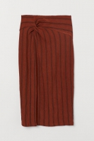 HM   Knot-detail skirt