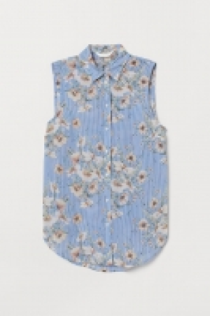  Sleeveless blouse 4.99 €