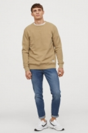  Tapered Jeans 15.00 €