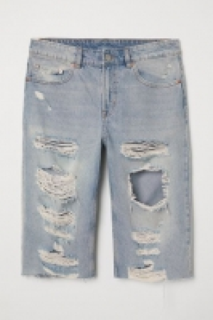  Knee-length Denim shorts 20.00 €