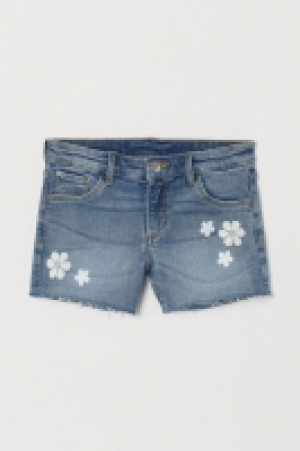 HM   Appliquéd denim shorts