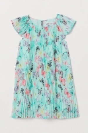  Pleated dress 13.00 €