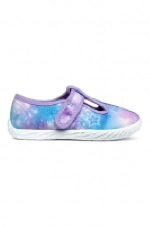 HM   Patterned indoor shoes