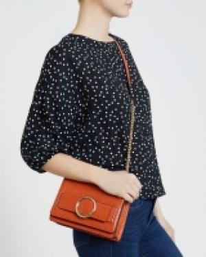 Buckle Crossbody 7.00 €