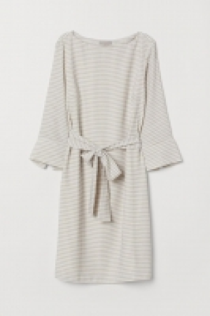 HM   Dress with a tie belt