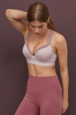  Super push-up sports bra 15.00 €