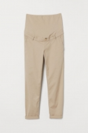  MAMA Cotton chinos 18.00 €