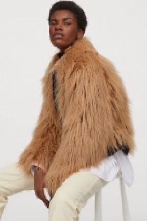  Faux fur jacket 35.00 €