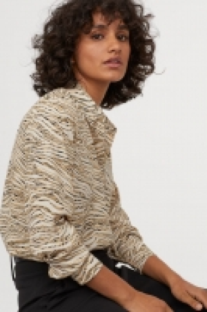 HM   Long-sleeved blouse