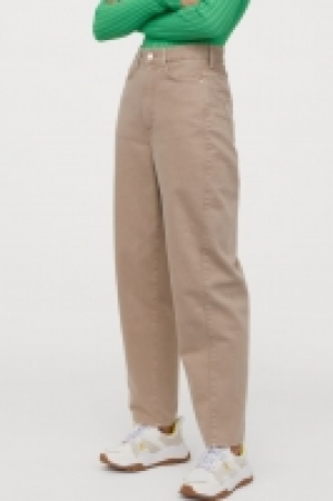 HM   Ankle-length jeans