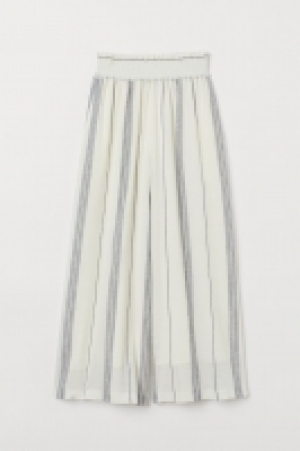  Wide pull-on trousers 18.00 €