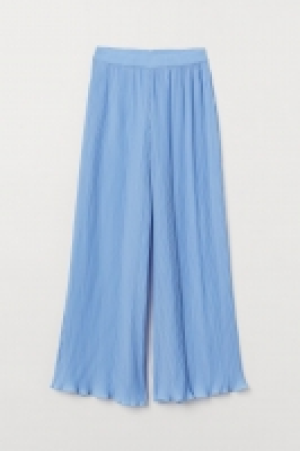  Pleated trousers 20.00 €