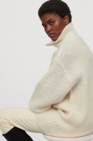 HM   Knitted alpaca-blend jumper
