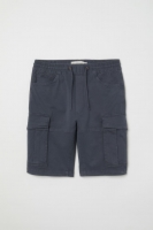  Cotton cargo shorts 15.00 €