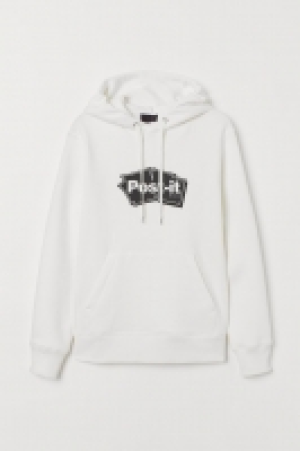  Printed hooded top 15.00 €