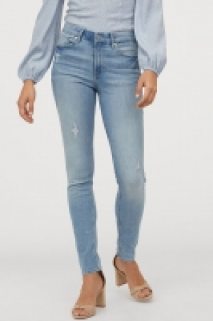  Skinny Regular Jeans 9.00 €