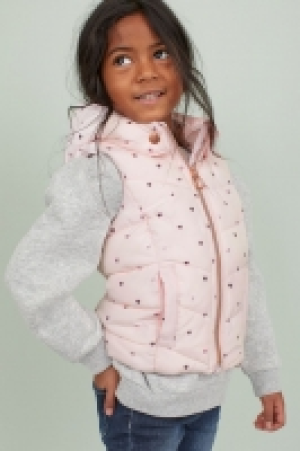  Padded gilet with a hood 13.00 €