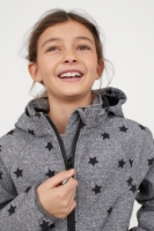  Water-repellent shell jacket 15.00 €