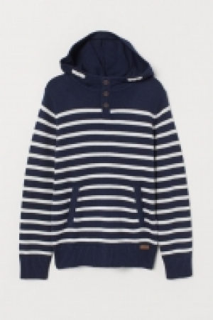 HM   Knitted hooded jumper