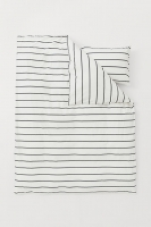  Patterned duvet cover set 13.00 €