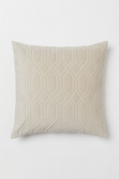 HM   Quilted cushion cover
