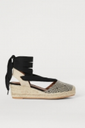 HM   Wedge-heeled espadrilles