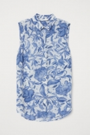  Sleeveless blouse 5.99 €