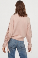 HM   Lace-detail jumper