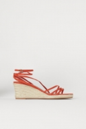 HM   Wedge-heel sandals