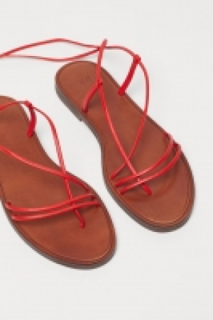  Leather sandals 24.99 €