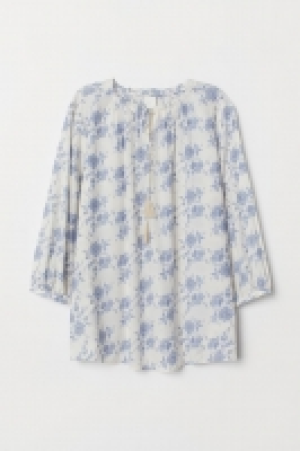 HM   MAMA Patterned blouse