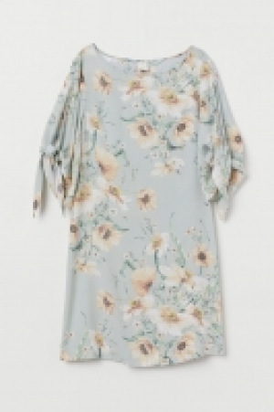  Tie-sleeved dress 9.99 €