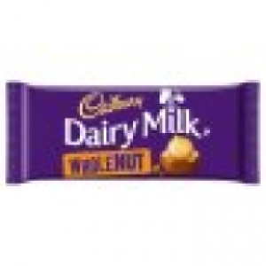 Cadbury Dairy Milk Whole Nut Chocolat 2.00 €