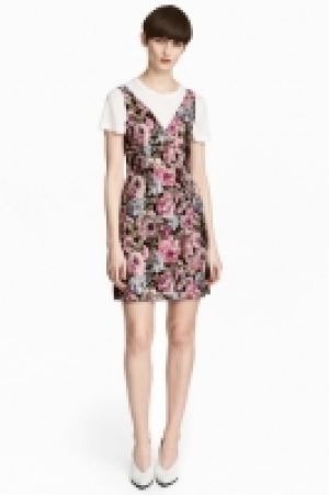  Jacquard-weave dress 29.99 €