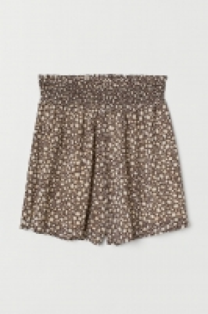  Patterned shorts 9.99 €