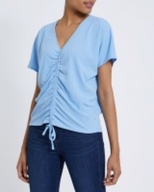 Ruched Front Top 2.00 €