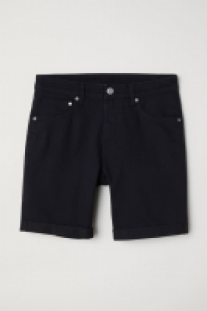  Skinny Denim shorts 7.99 €